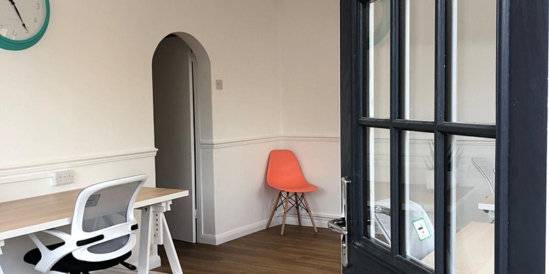 New Member Help! Suites invite you to an open evening of the co-working space THIS EVENING